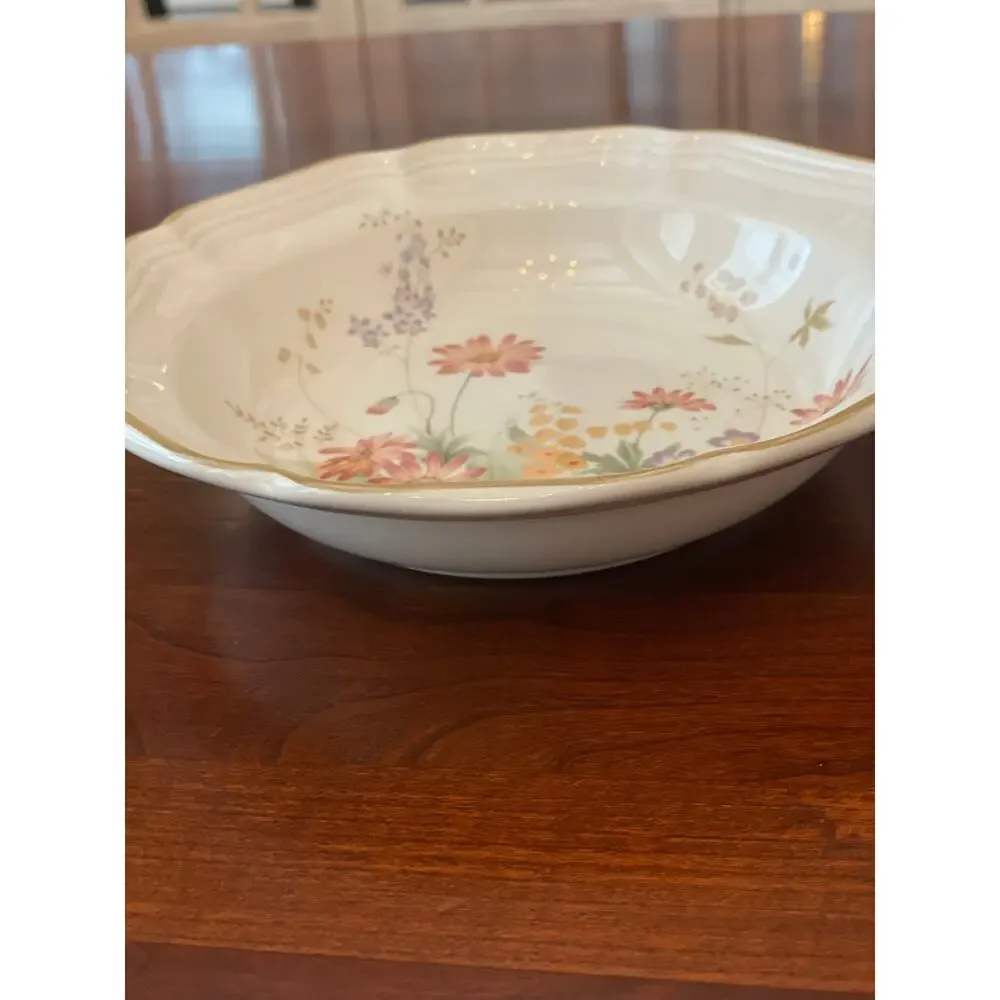 Mikasa Heritage Samantha F2017 Wildflower Floral Soup Pasta Bowls 8.5” Set of 6
